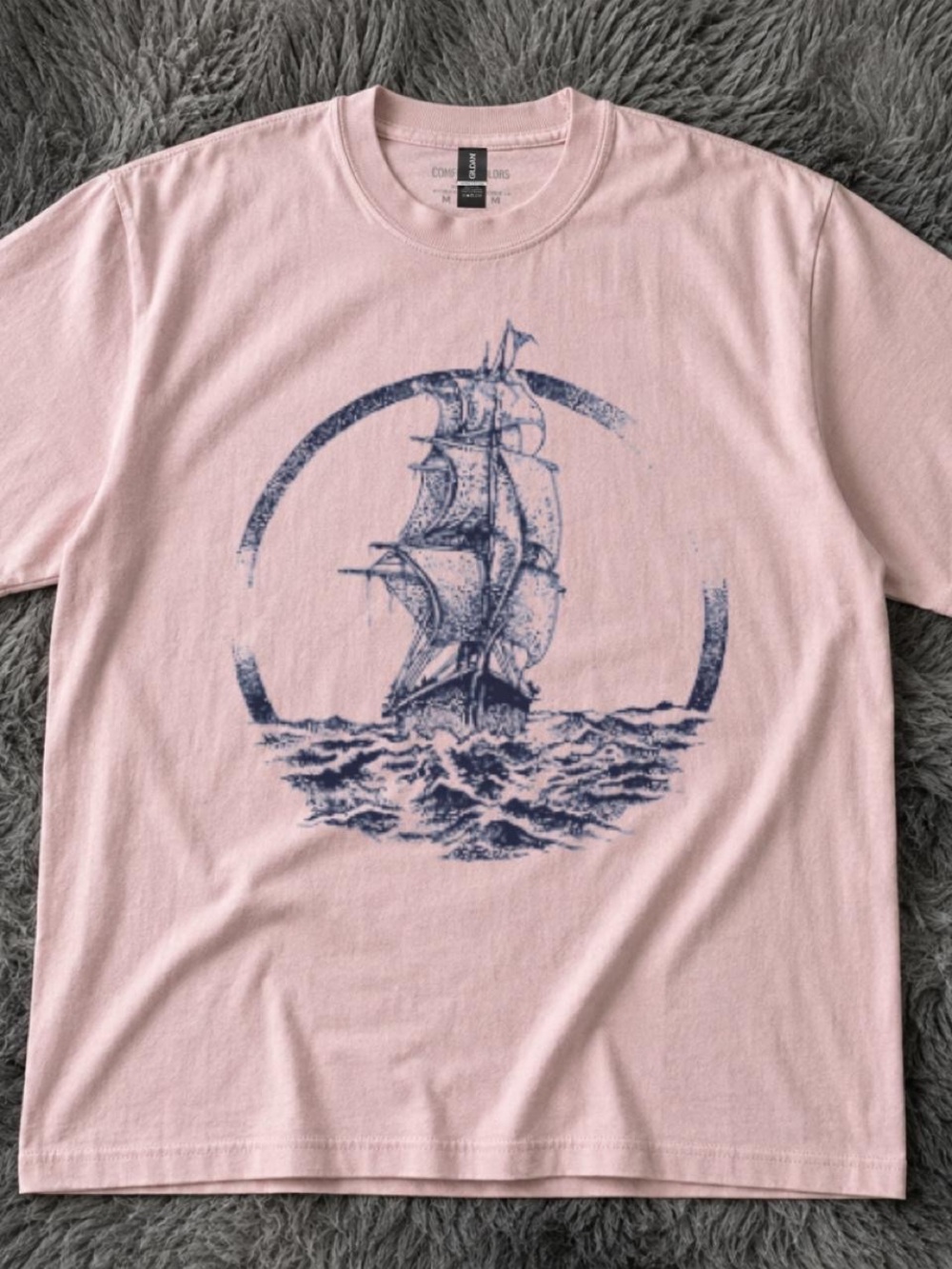 Comfort Colors Men’s Pink Graphic Sailboat T-Shirt